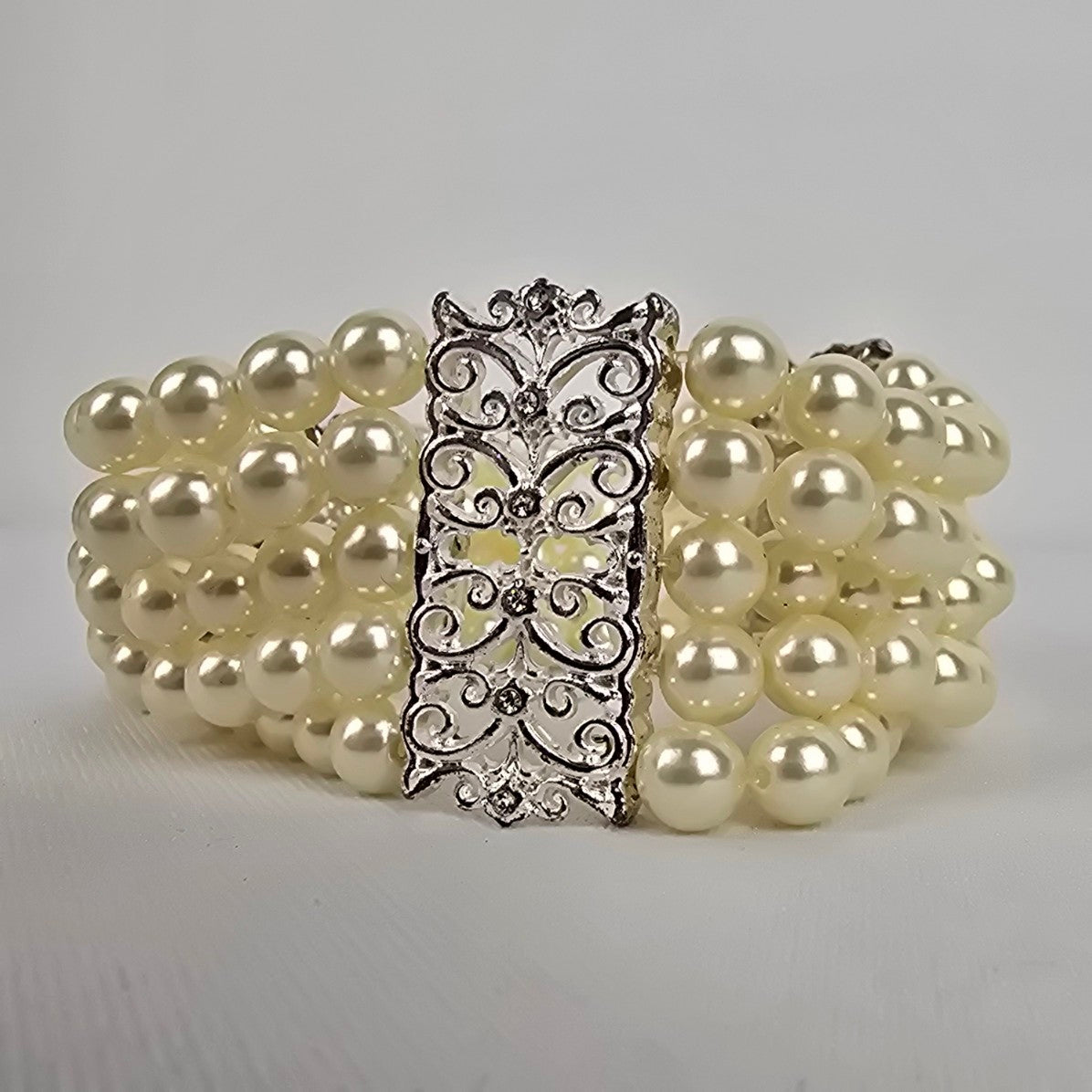 Faux Pearl Silver Rhinestone Stretch Bracelet