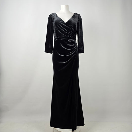 JJ's House Black Velvet Floor Length Gown Size M