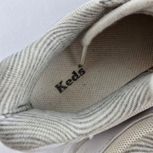Keds White Lacer Up Runners Size 7