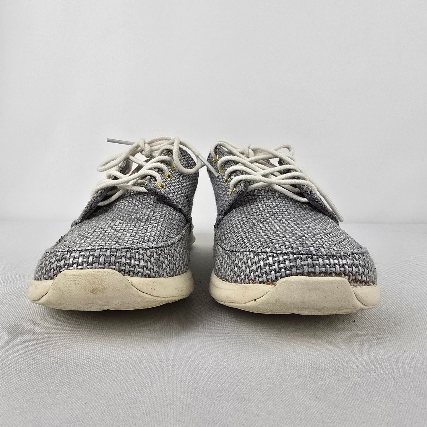 Reef Grey Knit Lace Up Sneakers Size 7
