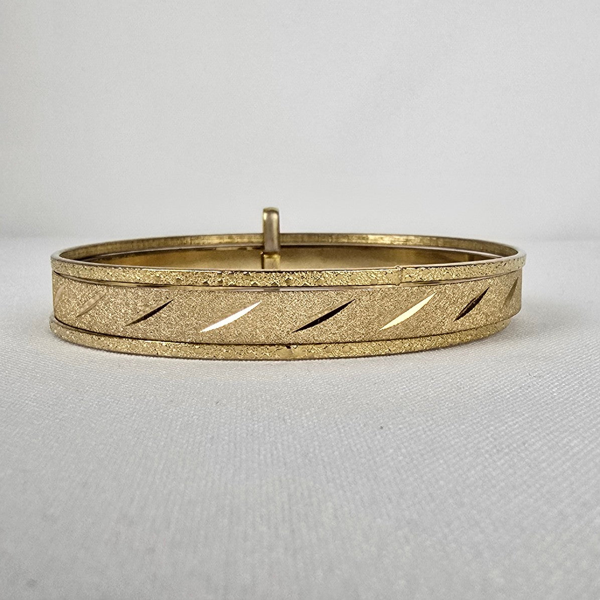 Vintage Gold Tone Stacked Bangle Bracelet