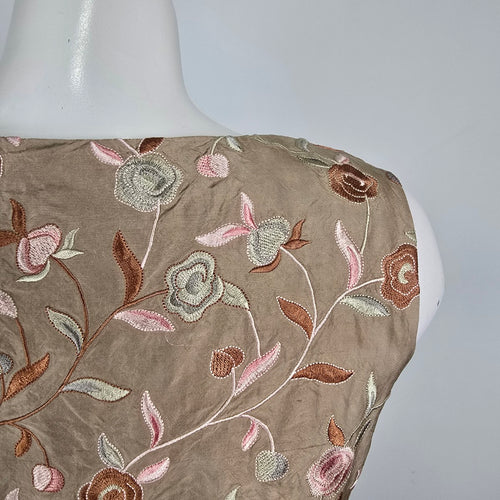 Talbots Beige Silk Embroidered Two Pc Top & Cropped Pants Size 8-10