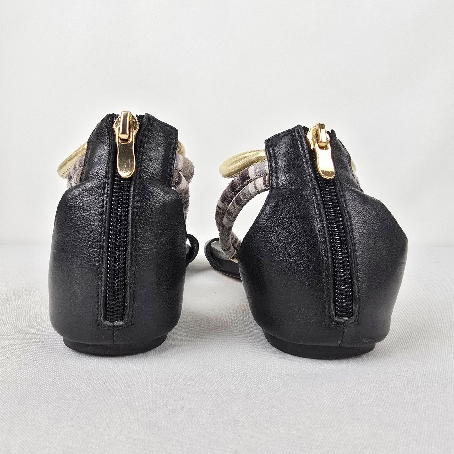 Django & Juliette Black Leather Gladiator Sandals Size 7