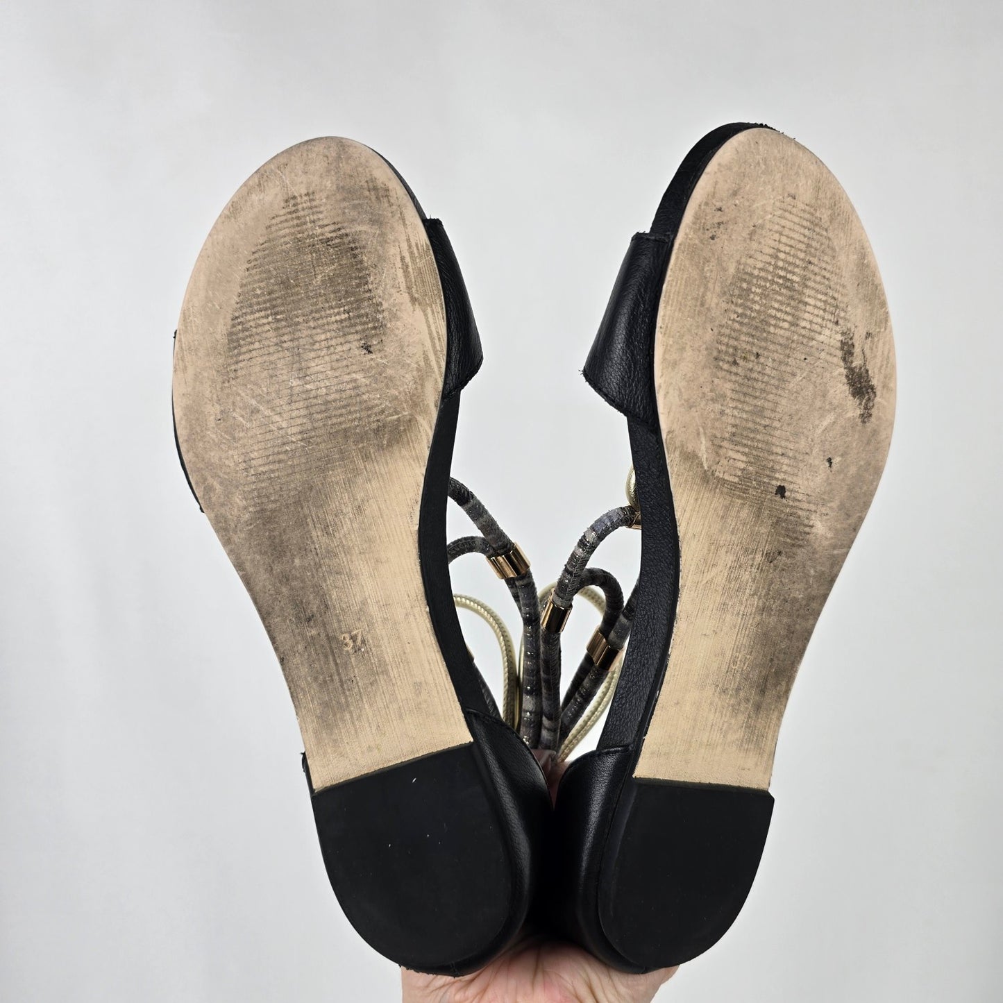 Django & Juliette Black Leather Gladiator Sandals Size 7