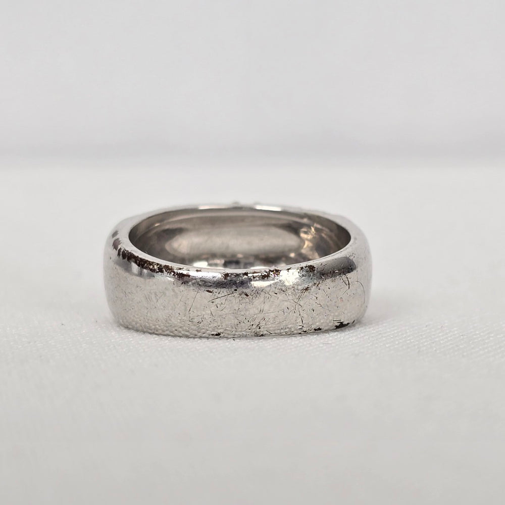 Silver Tone Rhinestone Ring Size 7