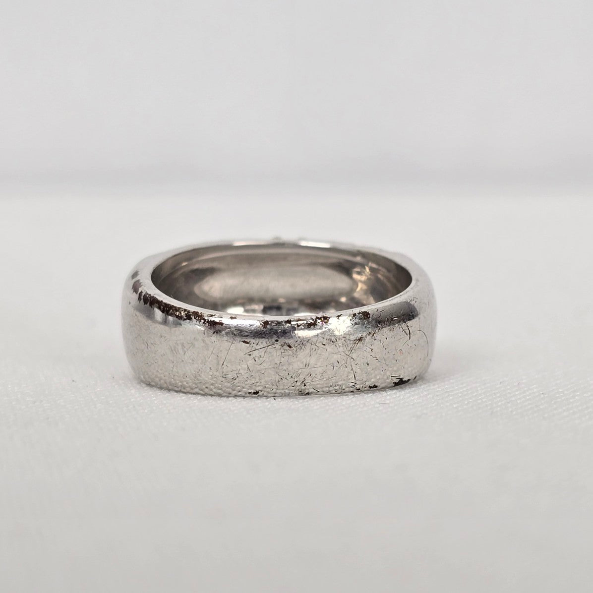 Silver Tone Rhinestone Ring Size 7