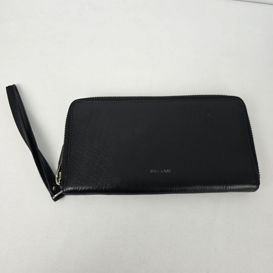 Matt & Nat Black Vegan Zip Around Wallet