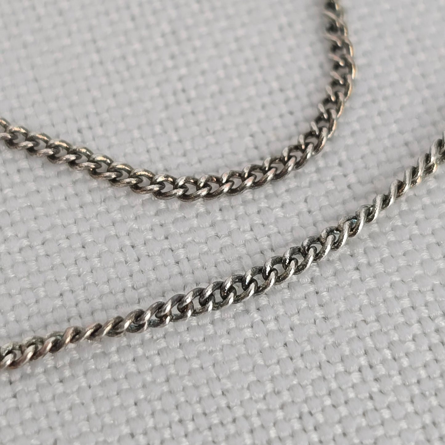Vintage Silver Tone Floral Etched Heart Pendant Necklace