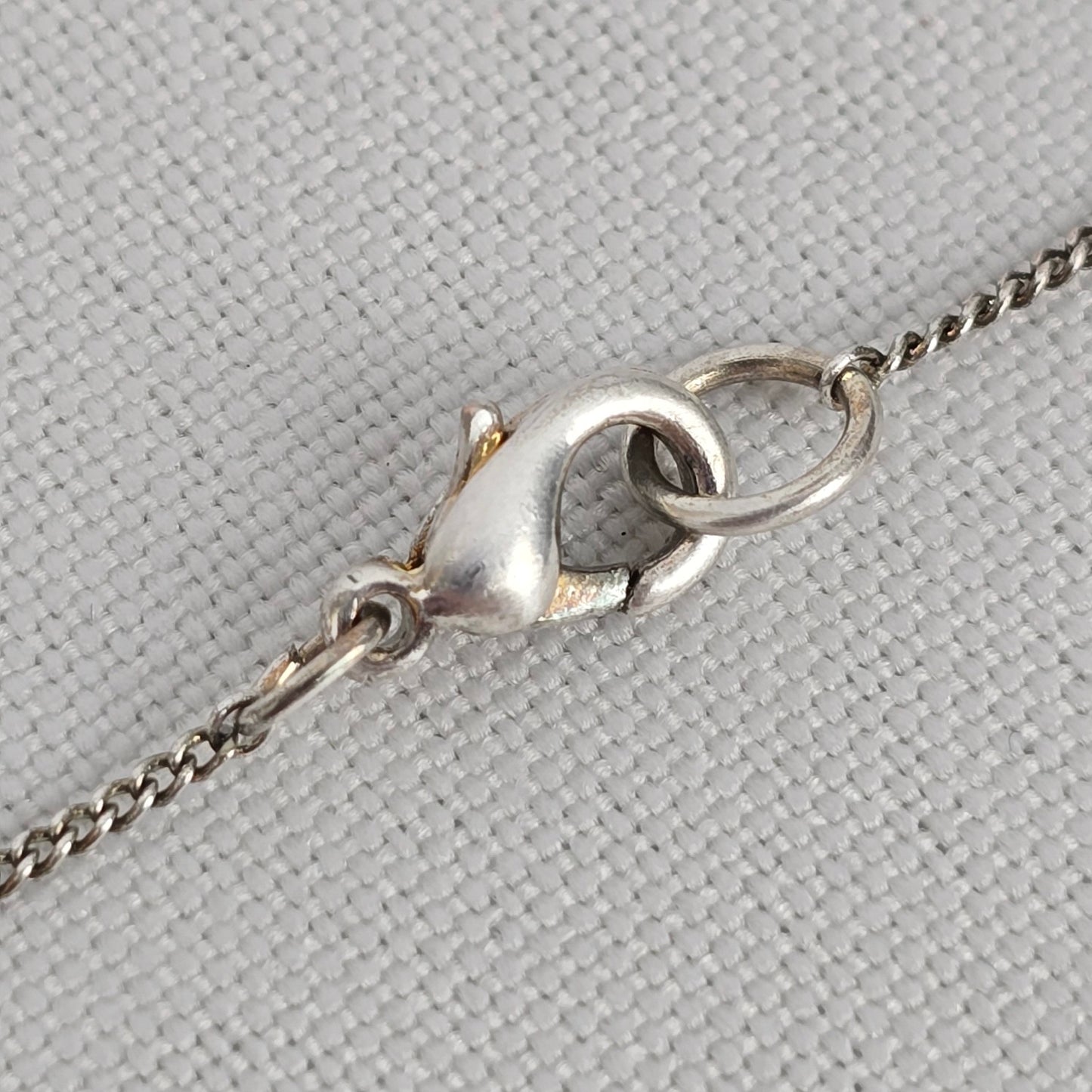 Vintage Silver Tone Floral Etched Heart Pendant Necklace