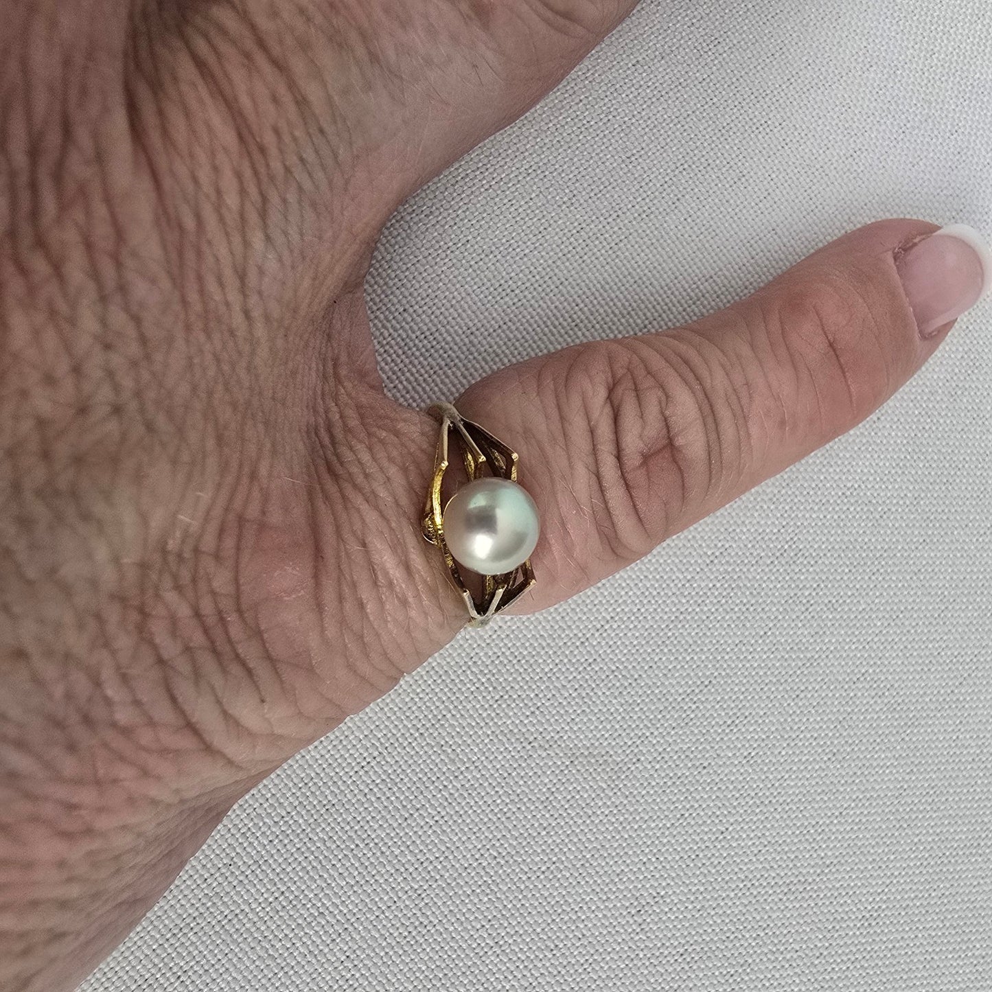 Vintage 14KGE Faux Pearl Ring Size 4.5