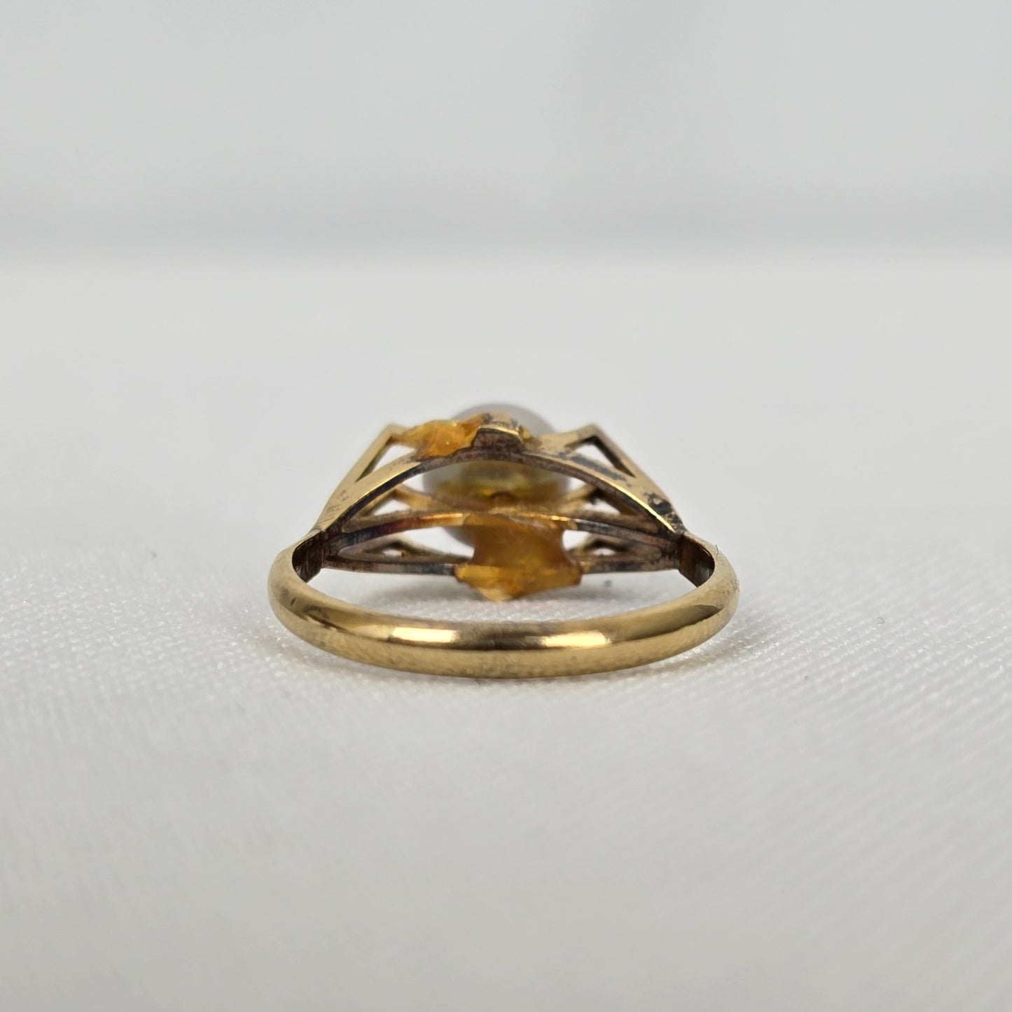 Vintage 14KGE Faux Pearl Ring Size 4.5