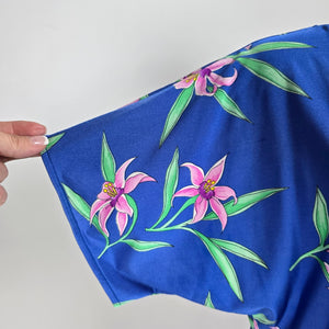 Vintage Women at Large Blue Floral Work Out 2 Pc Set Size L/XL