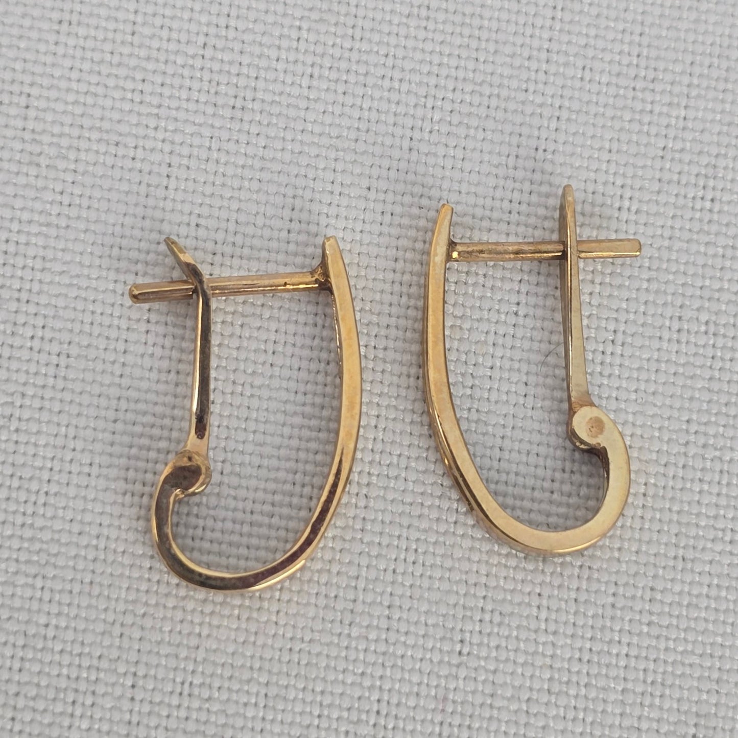 10k Gold CZ Stone Hoop Earrings