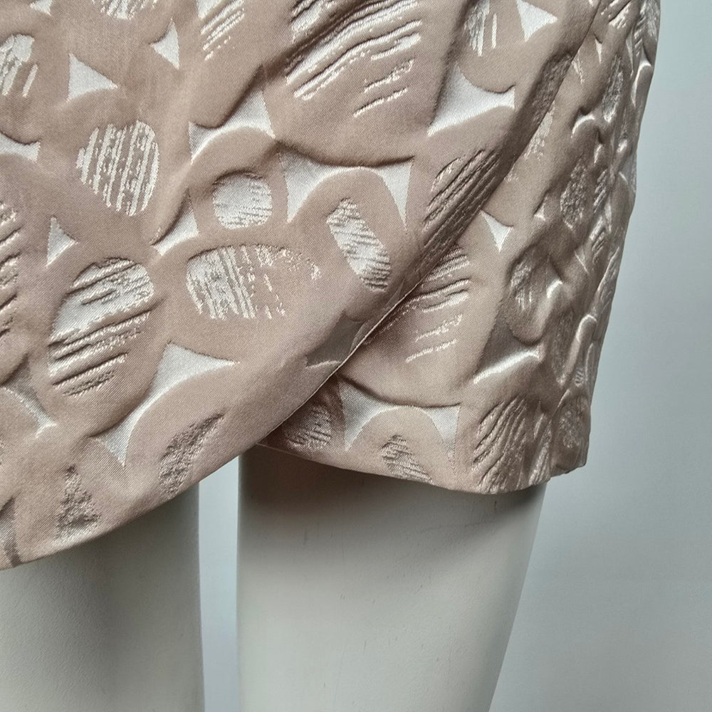 Max and Cleo Champagne Floral Sleeveless Mini Dress Size 8