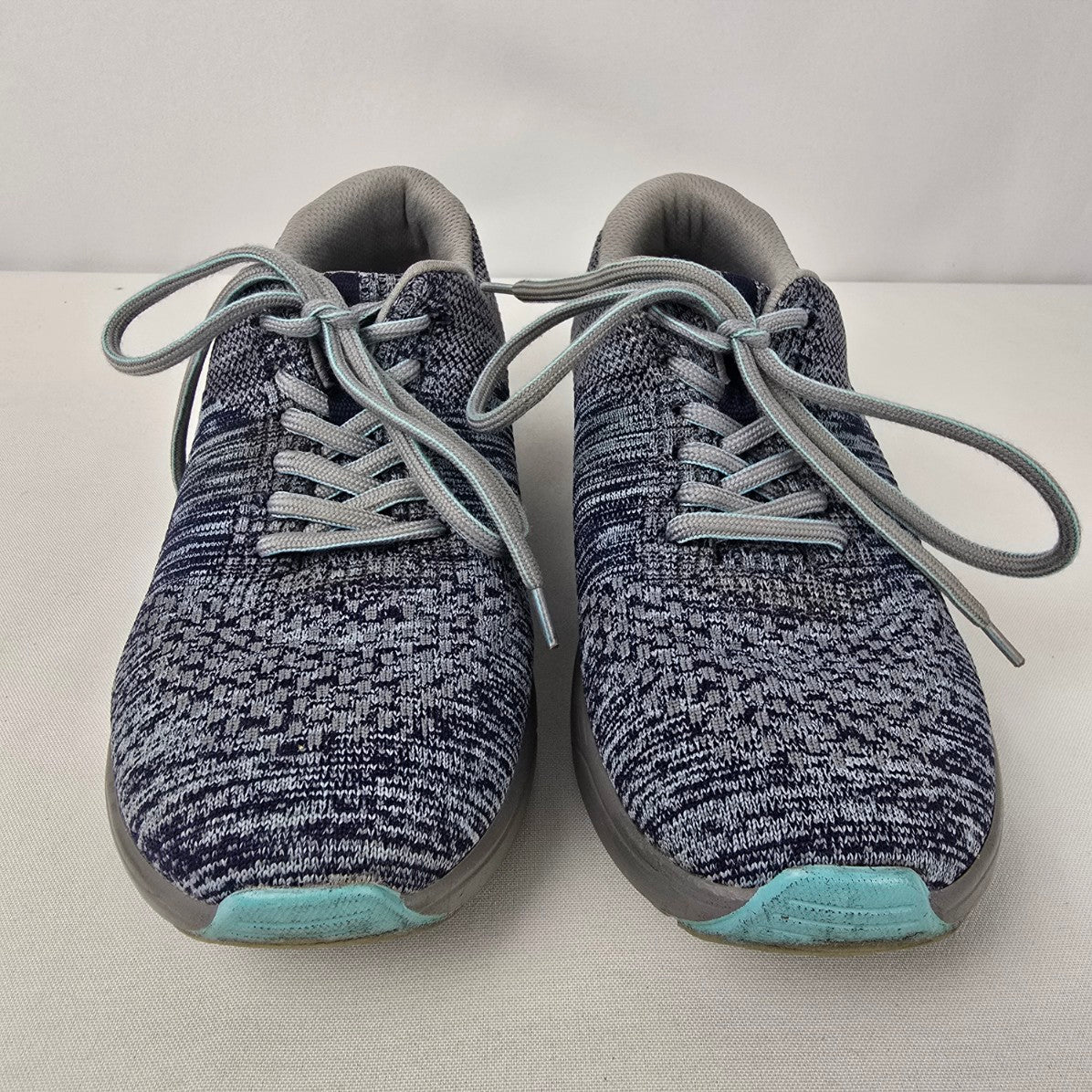 TRAQ by Alegria Blue Goalz Sneaker Size 9
