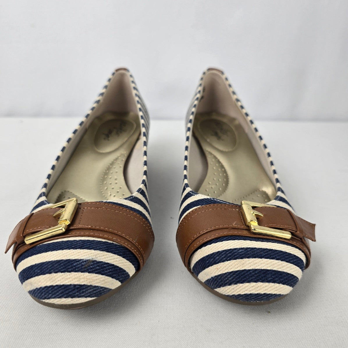 Dexflex Comfort Navy Blue Stripped Low Heel Wedge Shoes Size 8.5