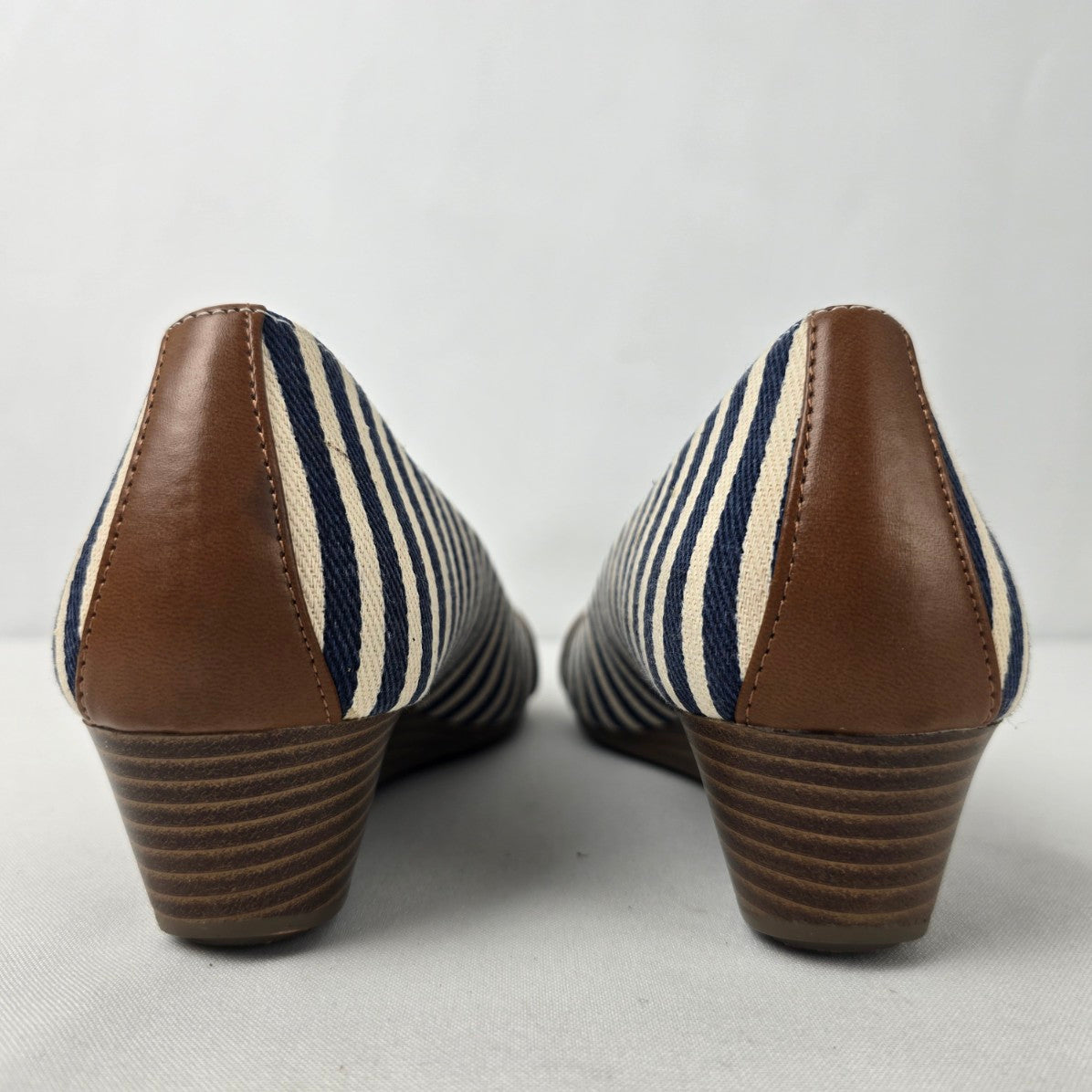 Dexflex Comfort Navy Blue Stripped Low Heel Wedge Shoes Size 8.5