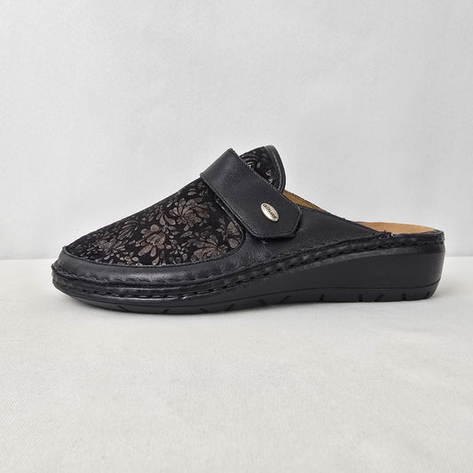 Grunland Black Leather Metallic Floral Mule Shoes Size 7.5