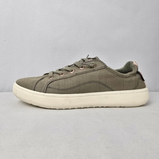 Roxy Grey Lace Up Canvas Runners Size 8