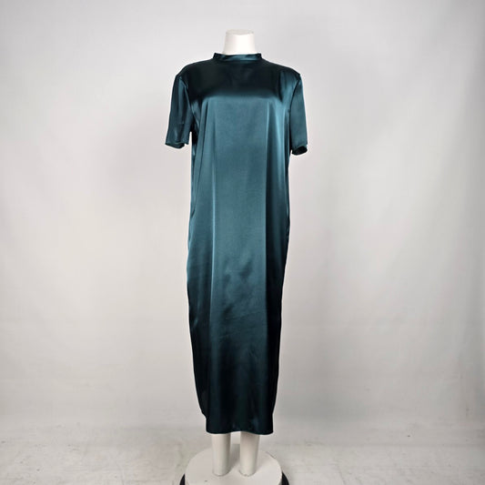 Tash + Sophie Green Silky Short Sleeve Midi Dress Size M
