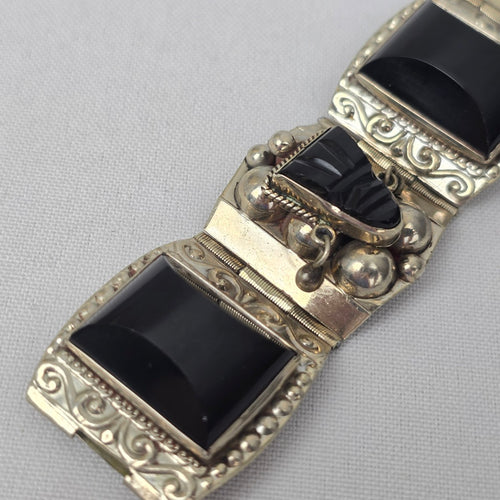 Vintage Taxco 925 Onyx Carved Silver Link Bracelet