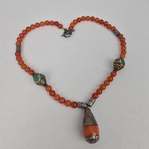 Vintage Carnelian & Turquoise Natural Stone Beaded Pendant Necklace