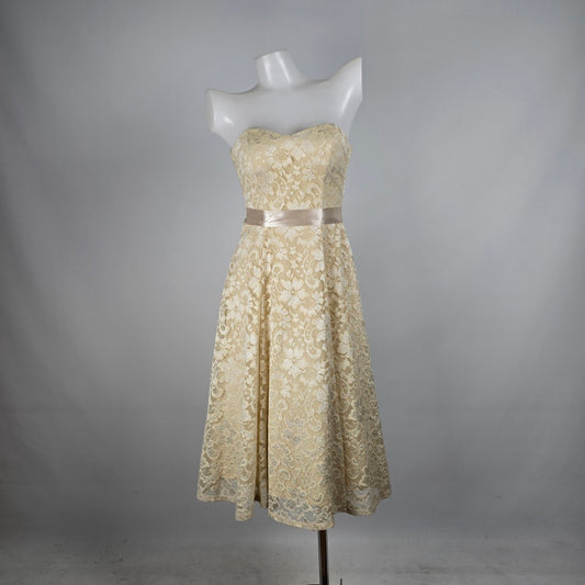 Nights By Teeze Me Cream Lace Satin Belted Fit & Flare Event Dress Size 3/4