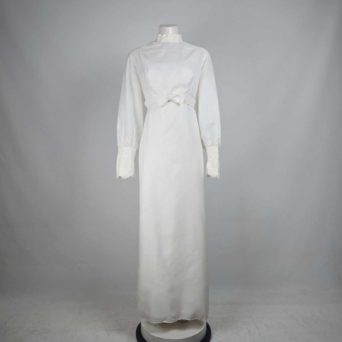 Vintage White High Neck Colum Gown Wedding Dress Size M