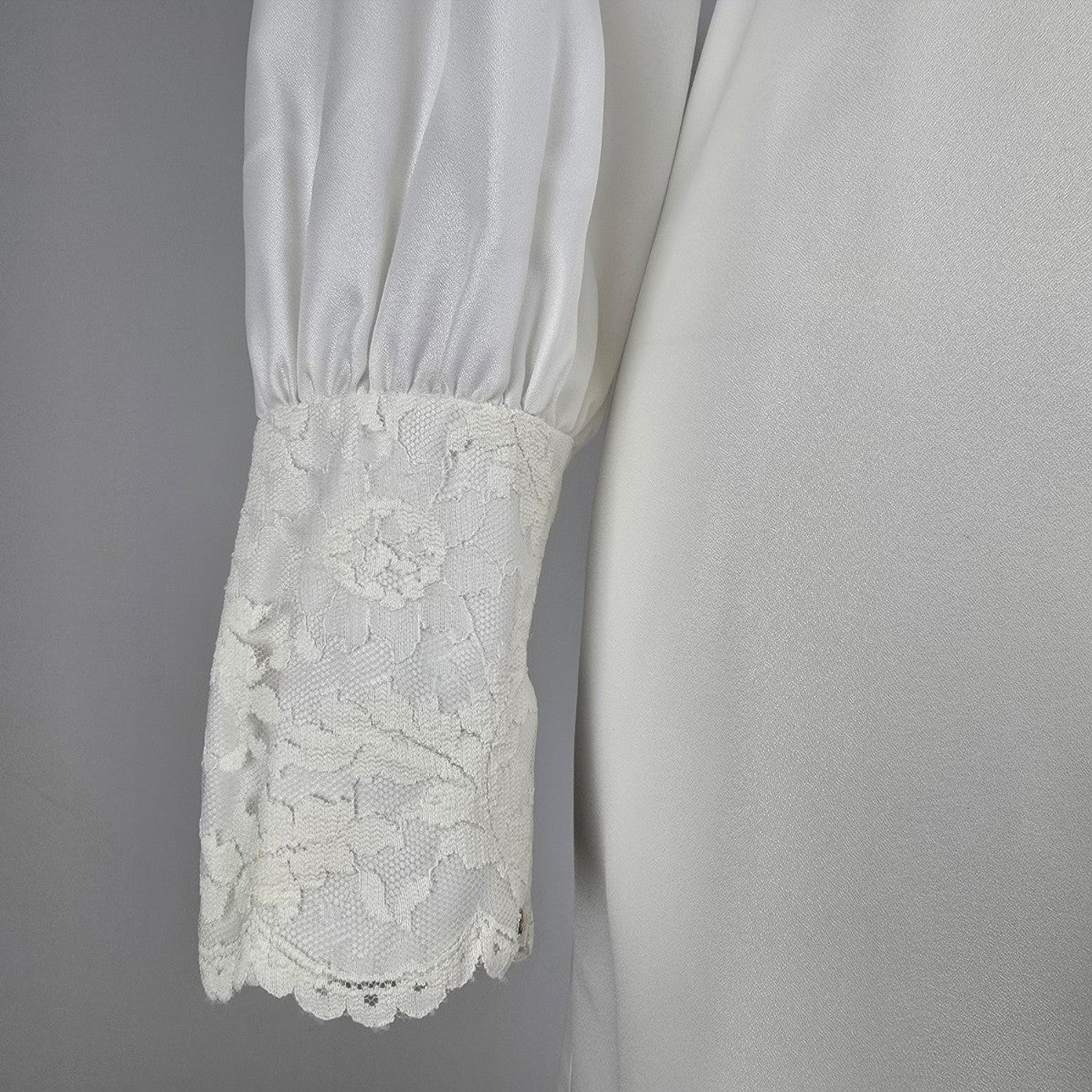 Vintage White High Neck Colum Gown Wedding Dress Size M