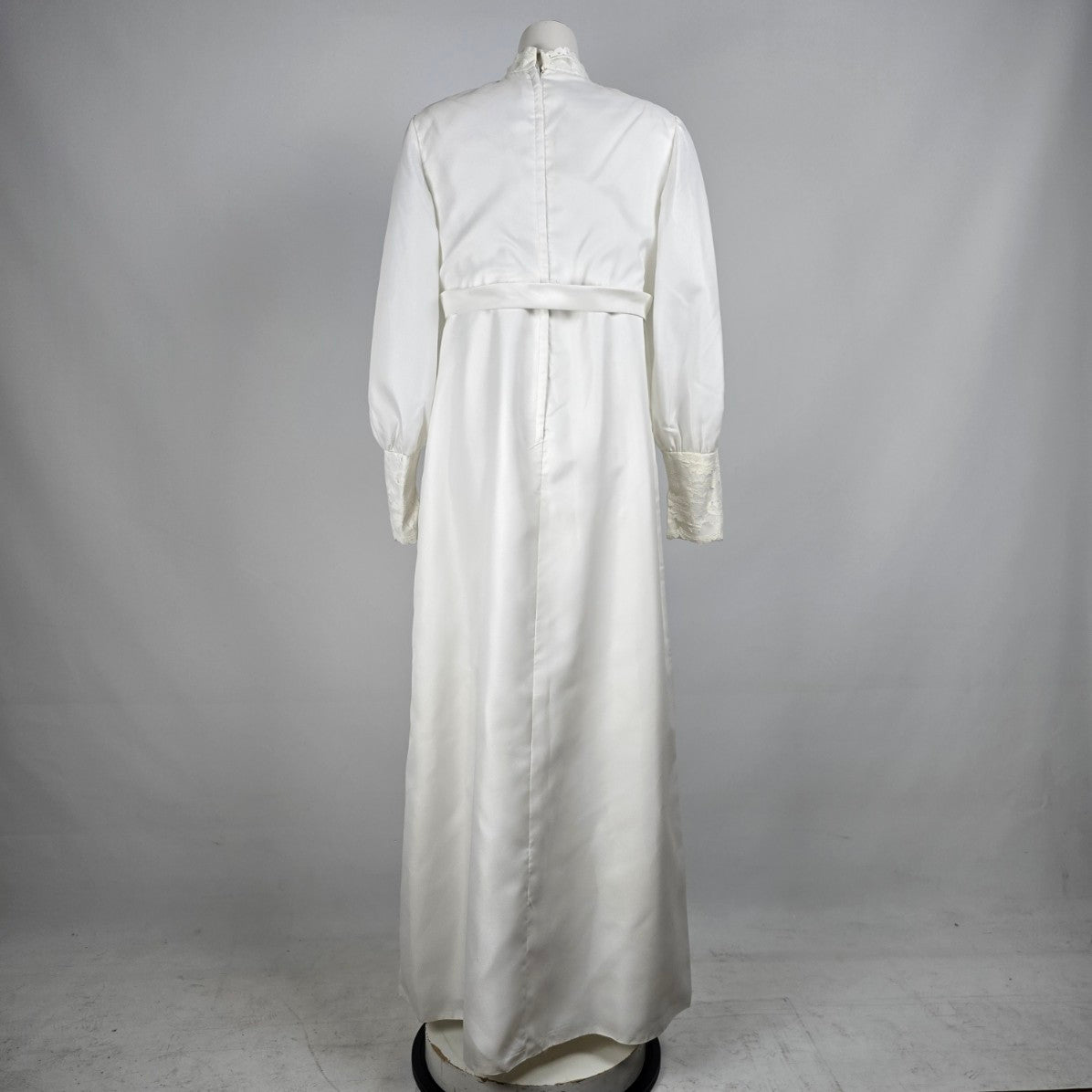 Vintage White High Neck Colum Gown Wedding Dress Size M