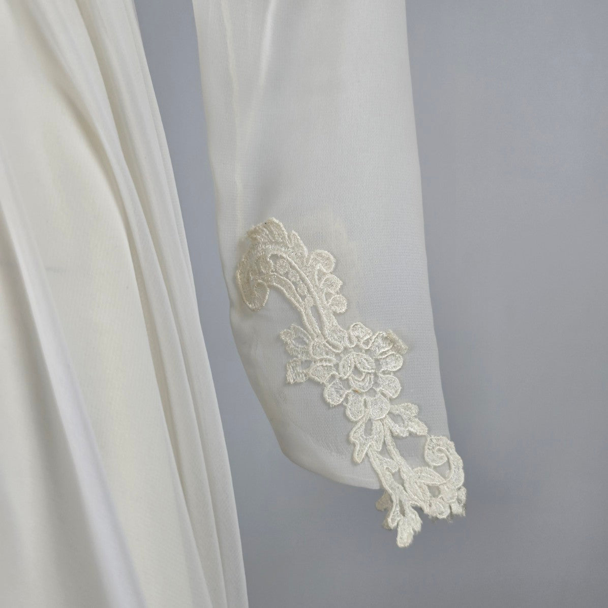 Vintage White Lace Puff Sleeve High Neck Wedding Dress Size XS