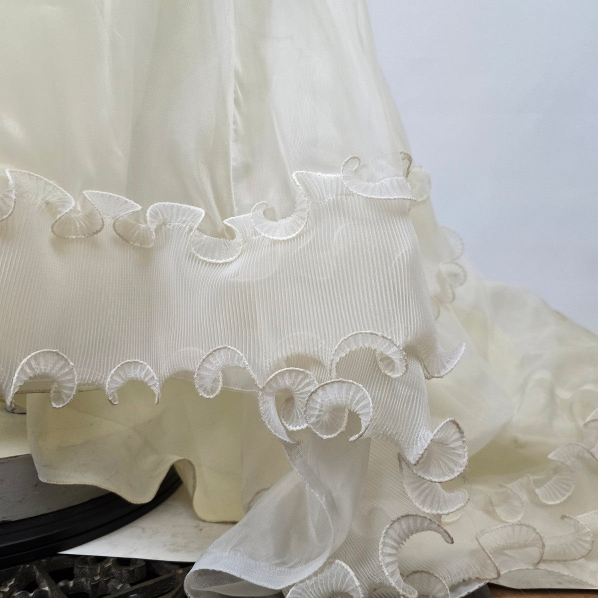 Vintage Party Time White Empire Waist Wedding Gown Size S