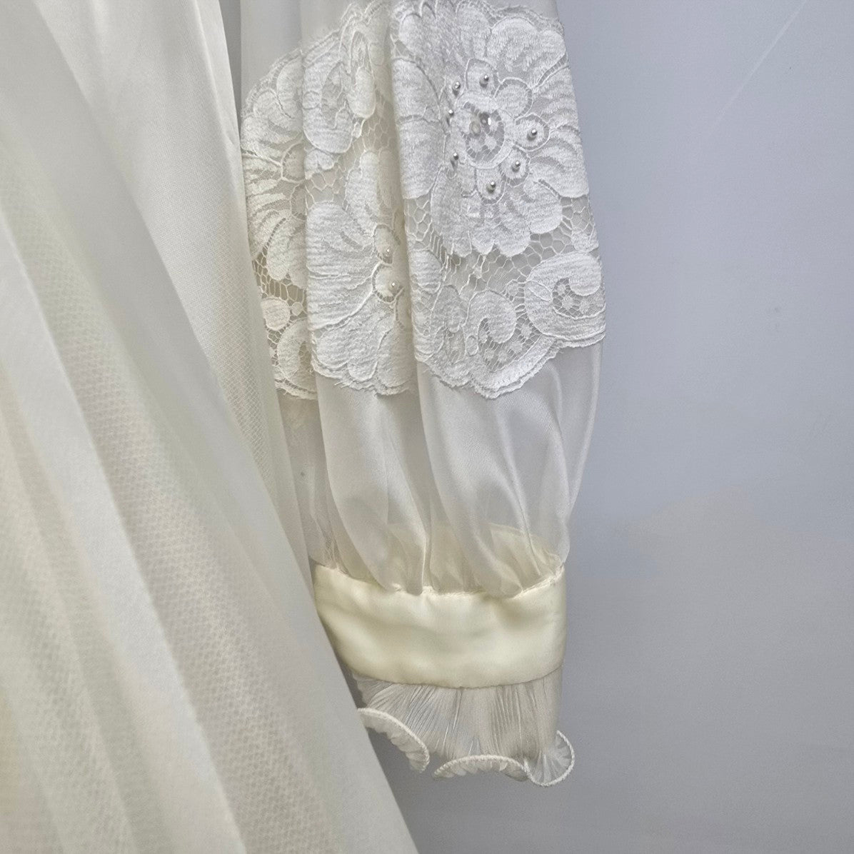 Vintage Party Time White Empire Waist Wedding Gown Size S