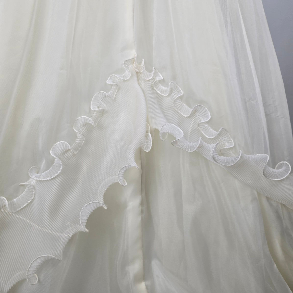 Vintage Party Time White Empire Waist Wedding Gown Size S