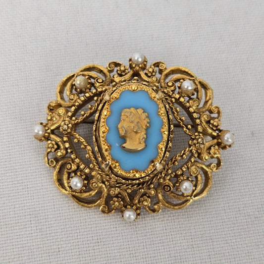Vintage Florenza Gold Tone Cameo Faux Pearl Brooch