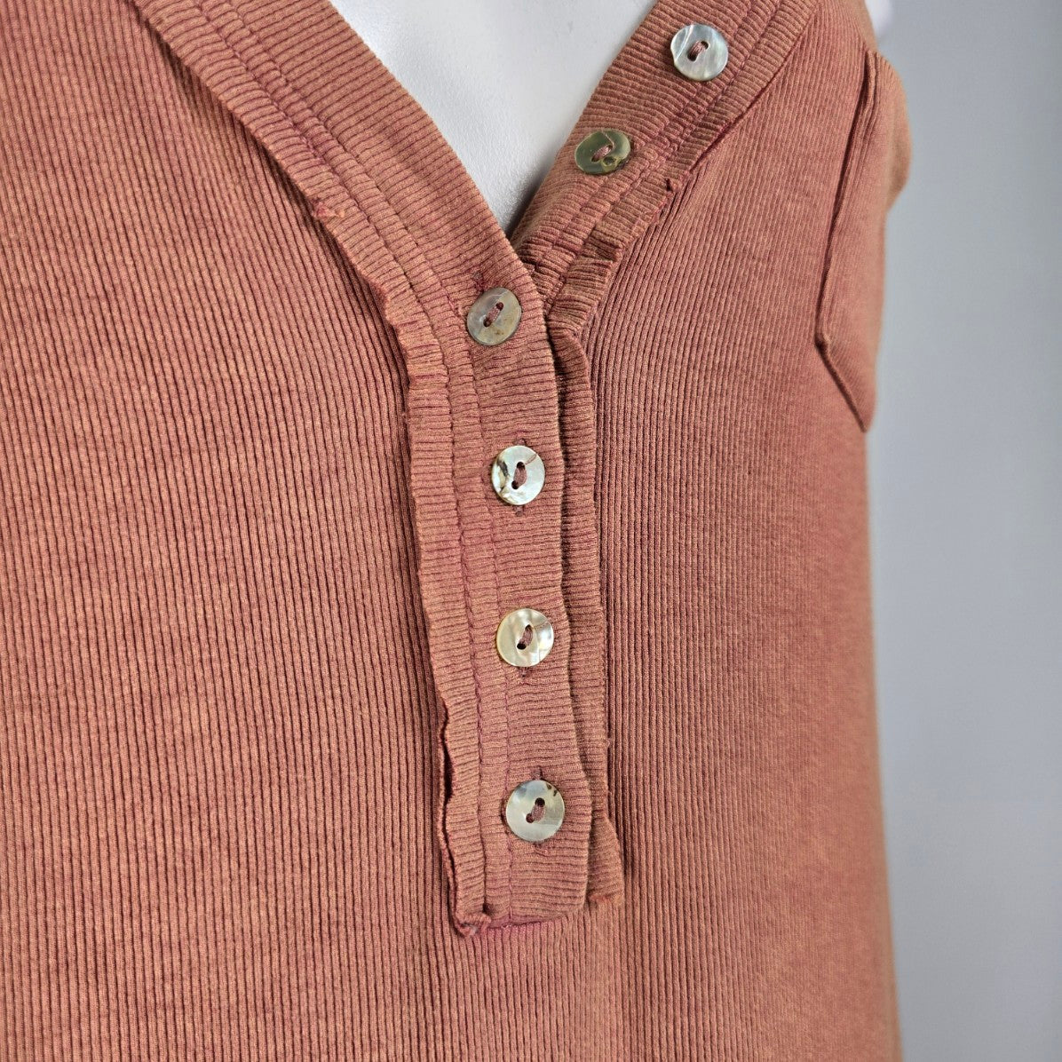 Pol Pink V Neck Button Detail Sleeveless Top Size L