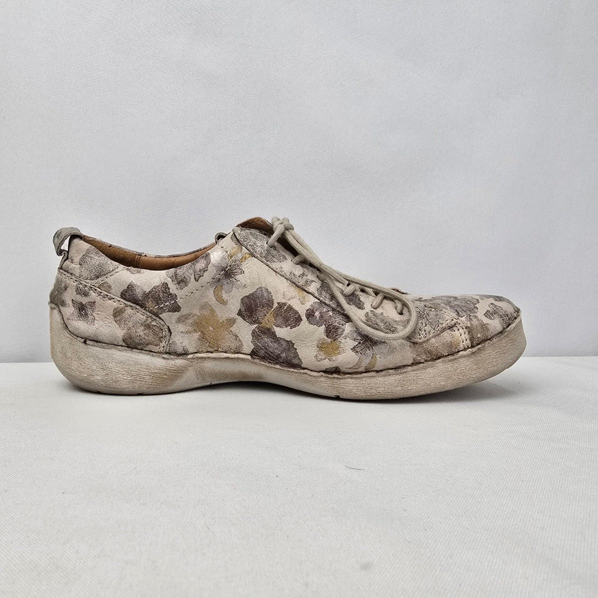 Josef Seibel Grey Floral Leather Lace Up Sneakers Size 9