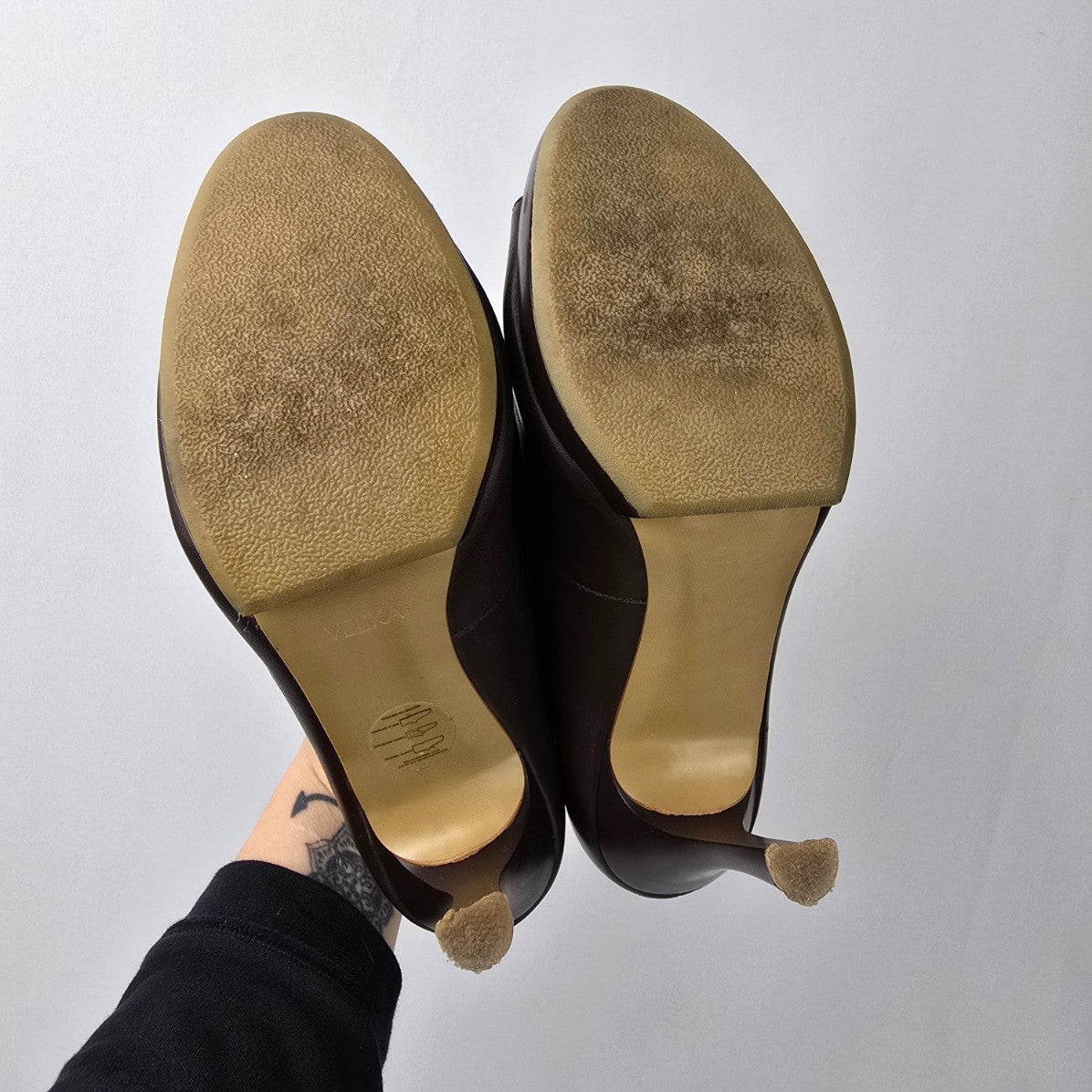 Velika Brown Leather Peep Toe Heeled Shoes Size 7