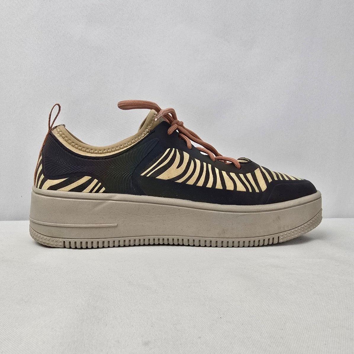 Camila's Zebra Print Lace Up Sneakers Size 8