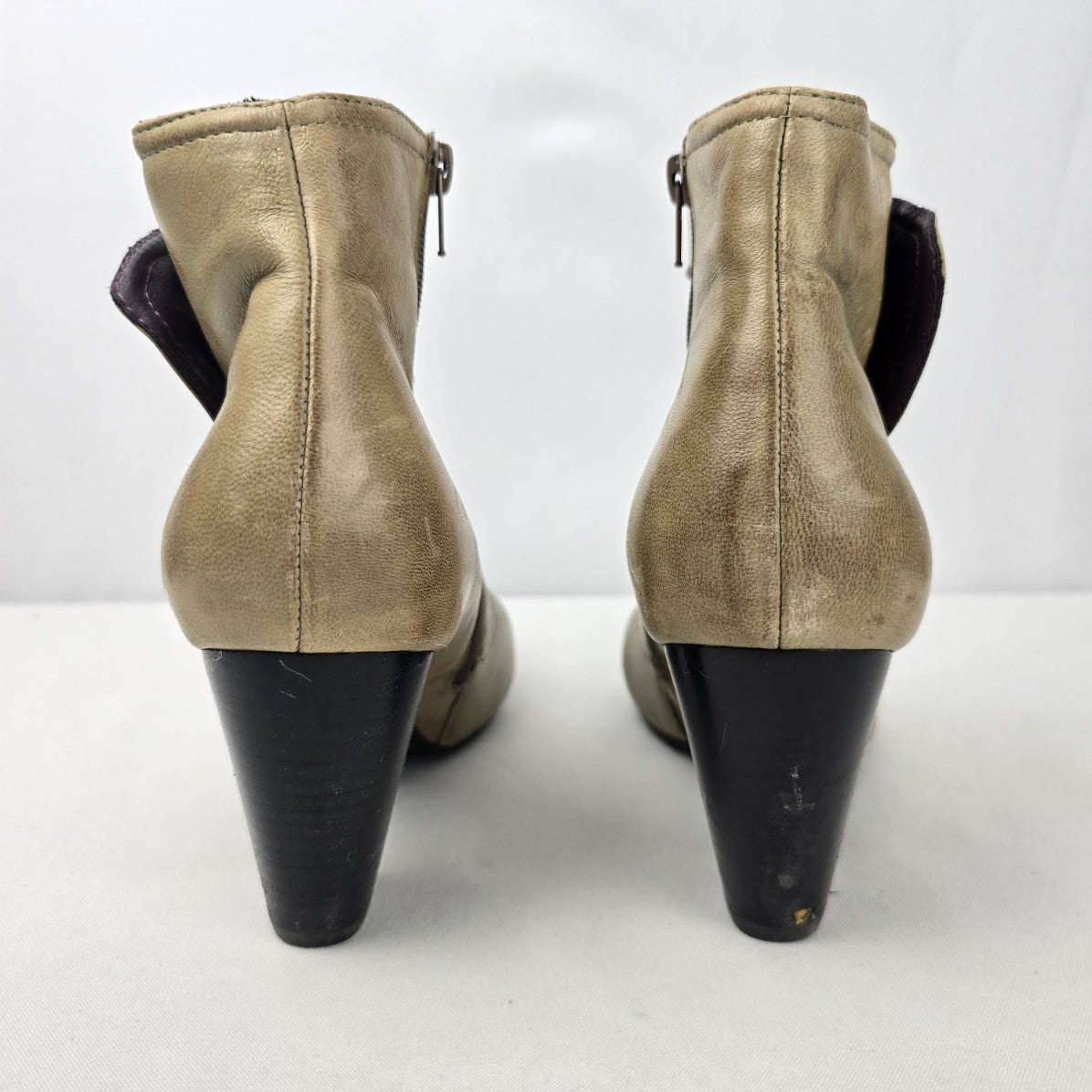Miz Mooz Taupe Leather Denise Button Detail Heeled Ankle Boot Size 10