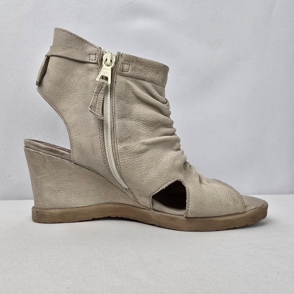 Mjus Grey Leather Gladiator Wedge Sandals Size 6.5