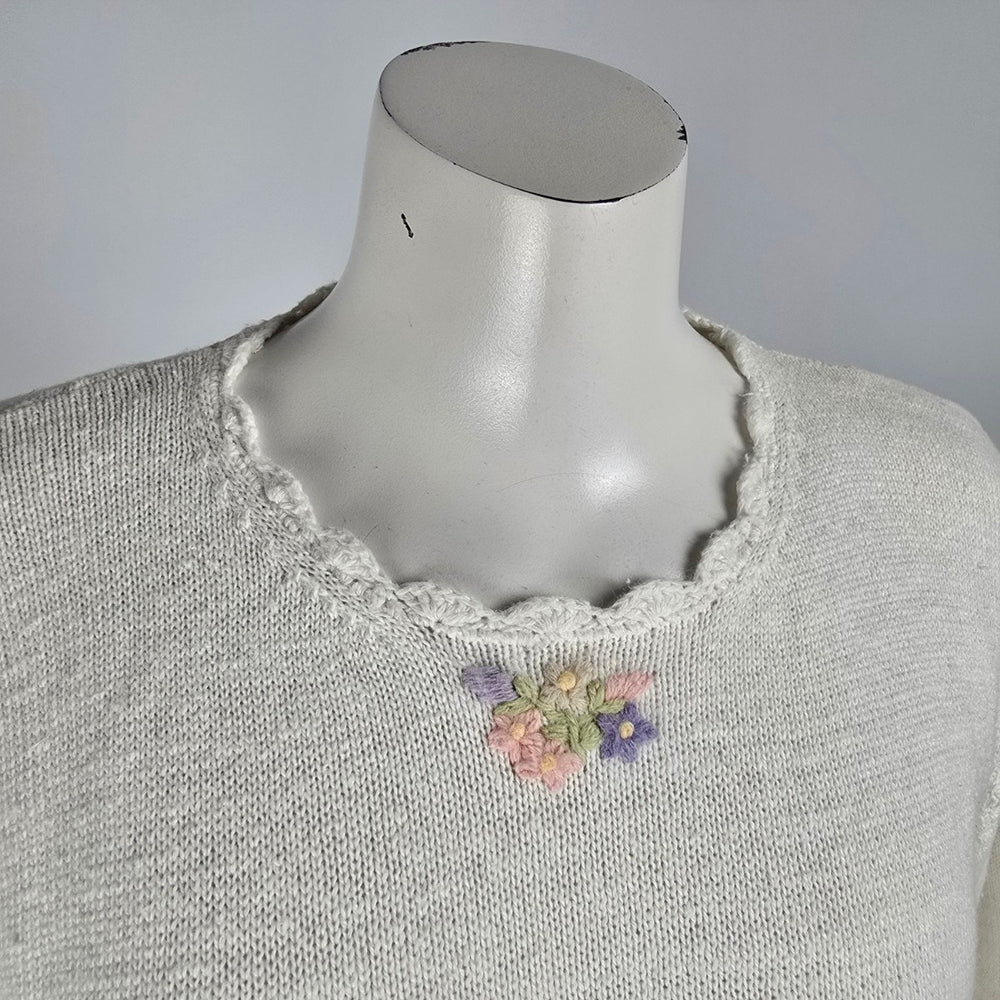 Vintage Sears Cream Floral Embroidered Short Sleeve Knit Sweater Size 12