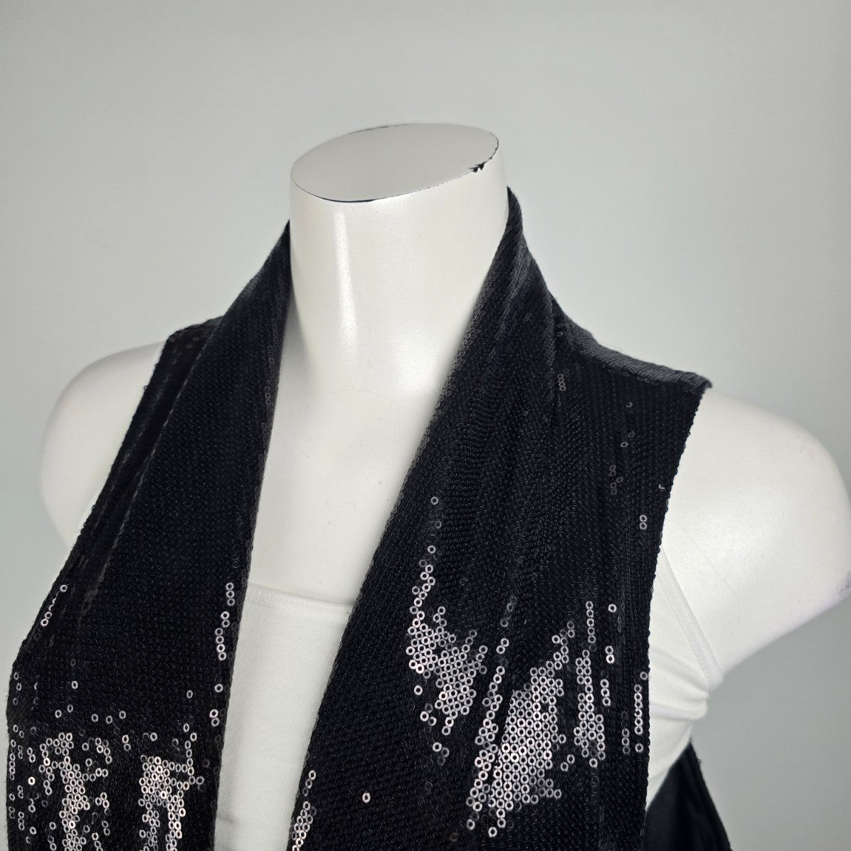 Katherine Barclay Black Sequined Vest Size XL