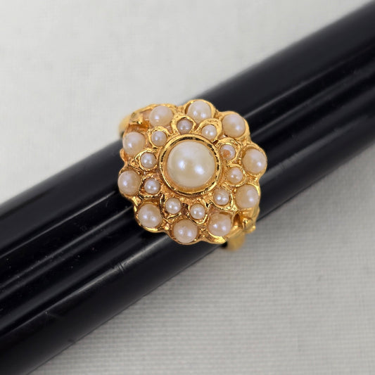 Vintage Gold Tone Faux Pearl Ring Size 7.5