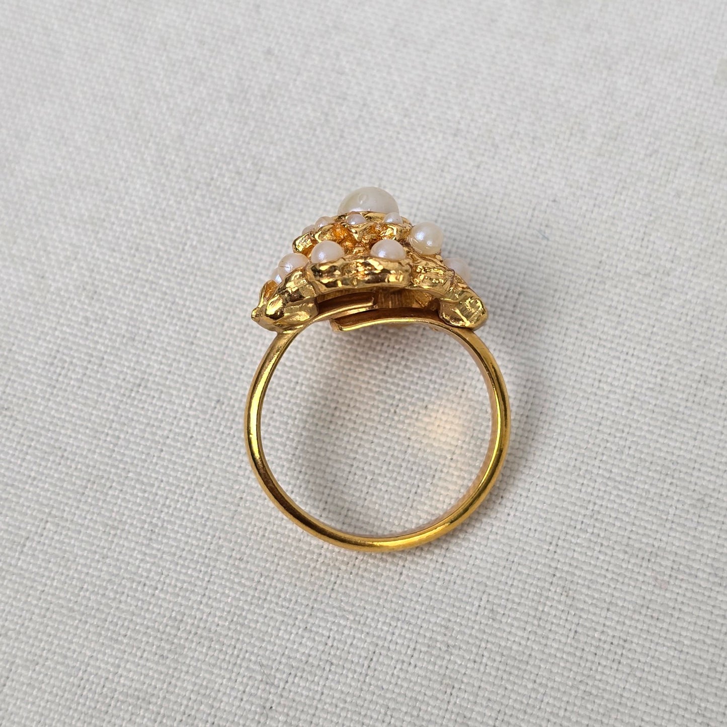 Vintage Gold Tone Faux Pearl Ring Size 7.5