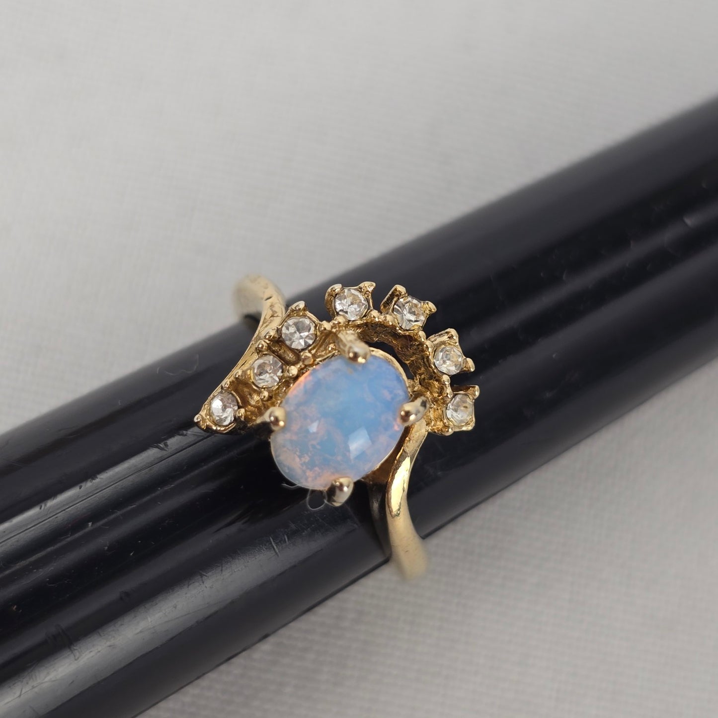Vintage Gold Tone Faux Opal Rhinestone Ring Size 6.5