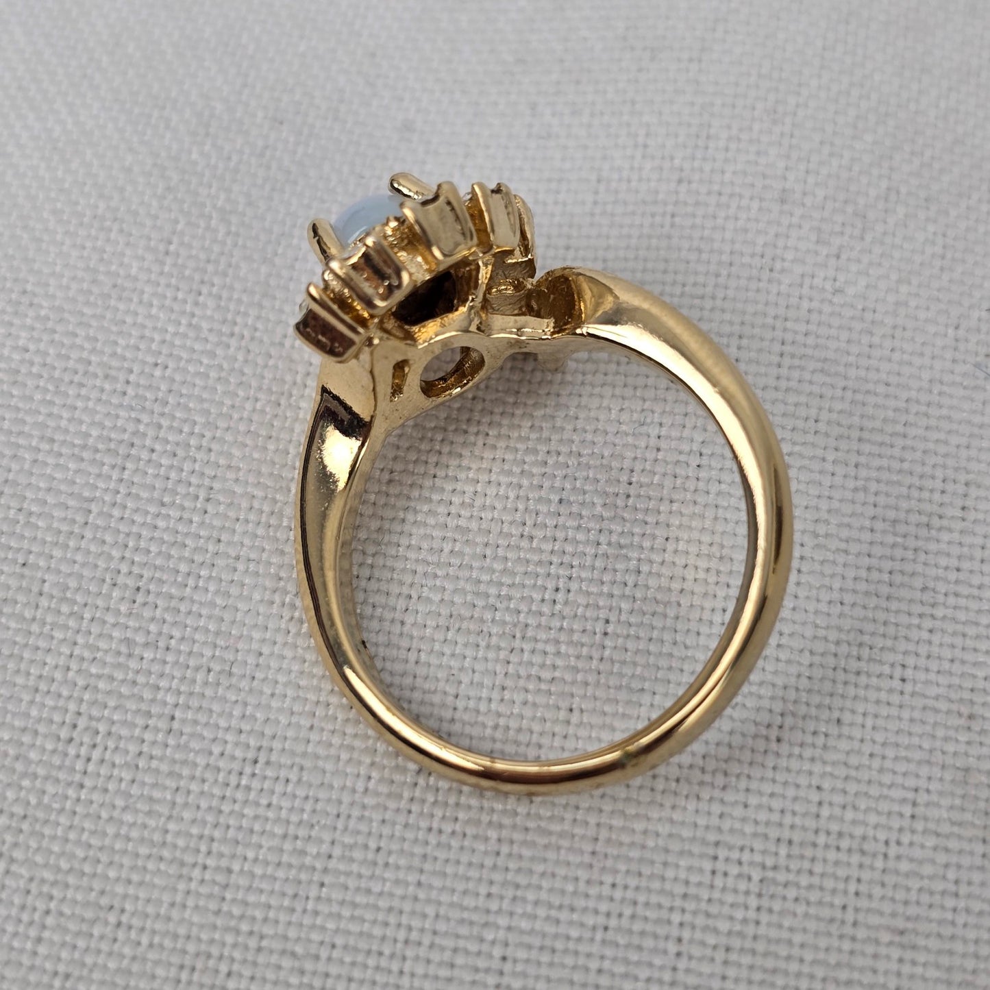 Vintage Gold Tone Faux Opal Rhinestone Ring Size 6.5
