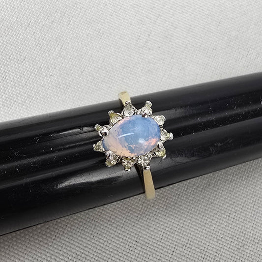 Vintage Gold Tone Faux Opal Ring Size 6.5