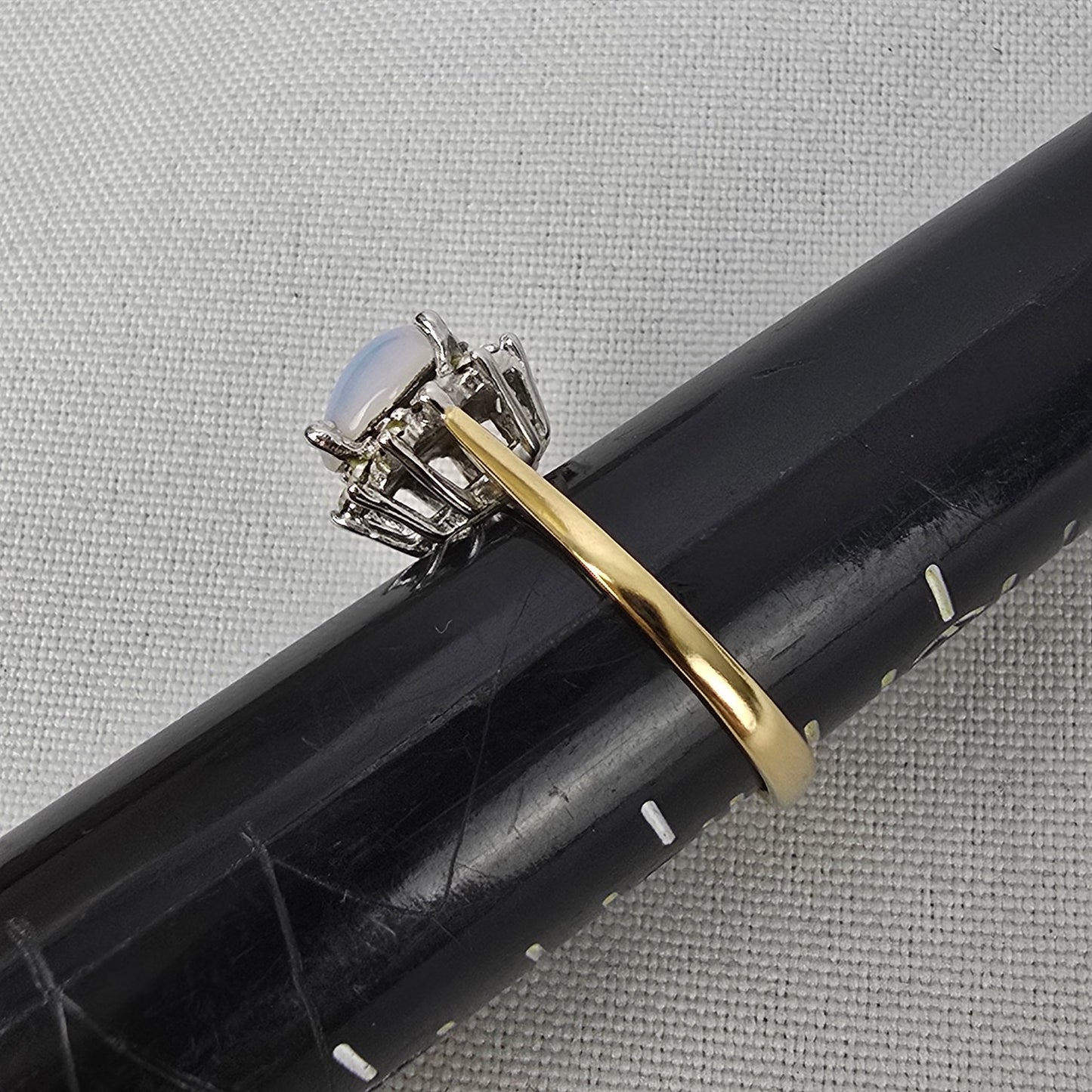 Vintage Gold Tone Faux Opal Ring Size 6.5
