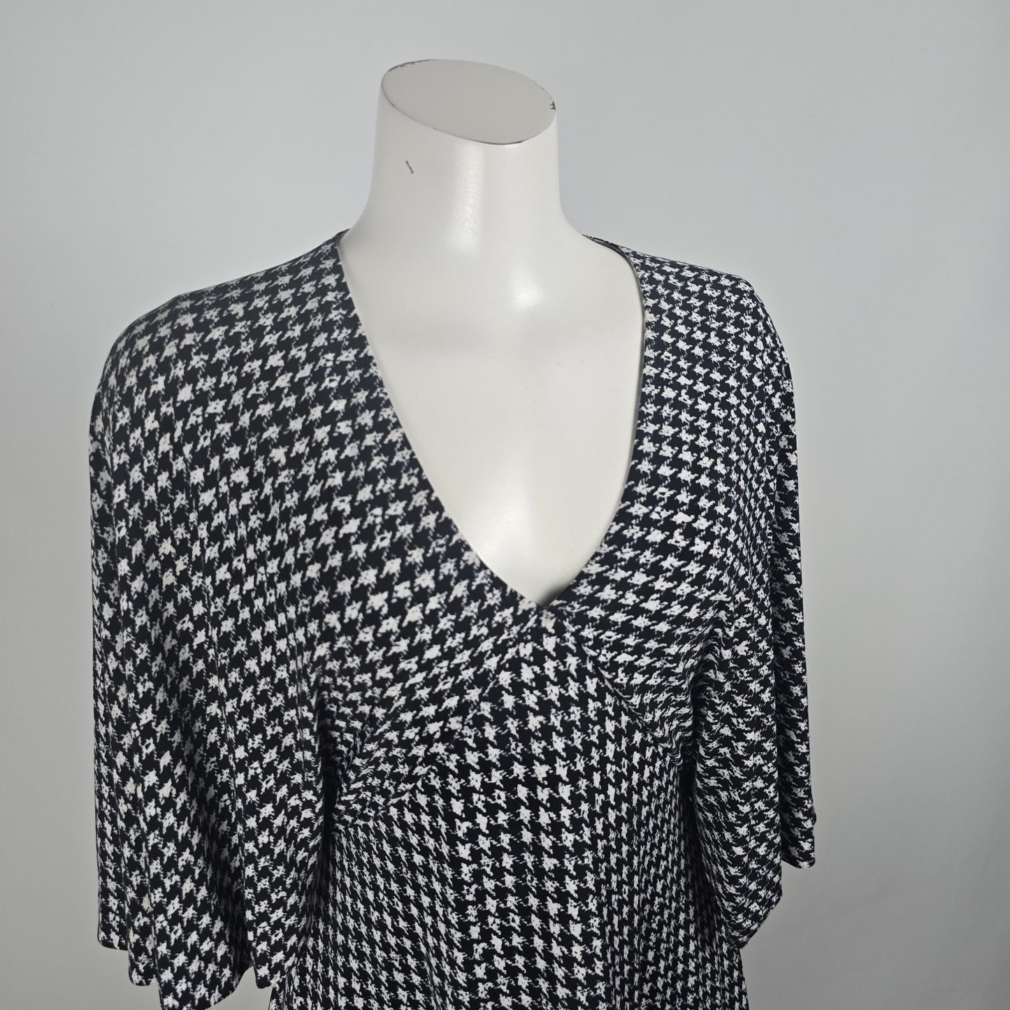 Michael Kors Black Houndstooth Flare Sleeve Mini Dress Size S